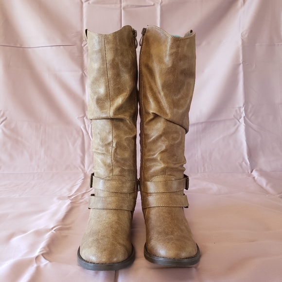 NWOB Limelight Madison Boots Taupe - Picture 2 of 5